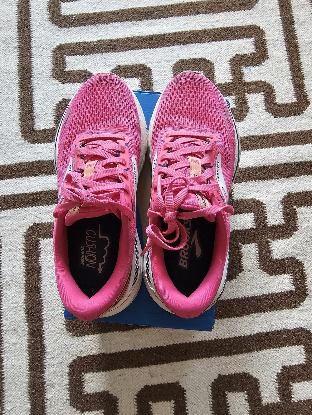 🩷Brooks Women’s Running Sneakers Shoes  Adrenaline GTS 23 - Picture 4 of 6